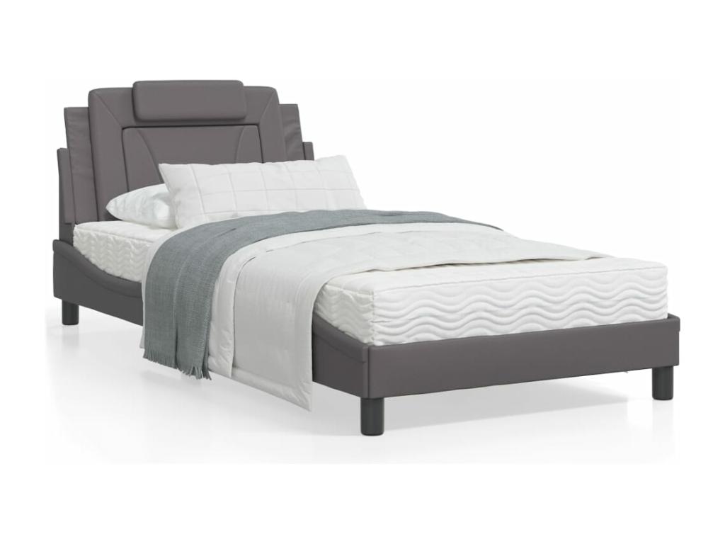 Cama