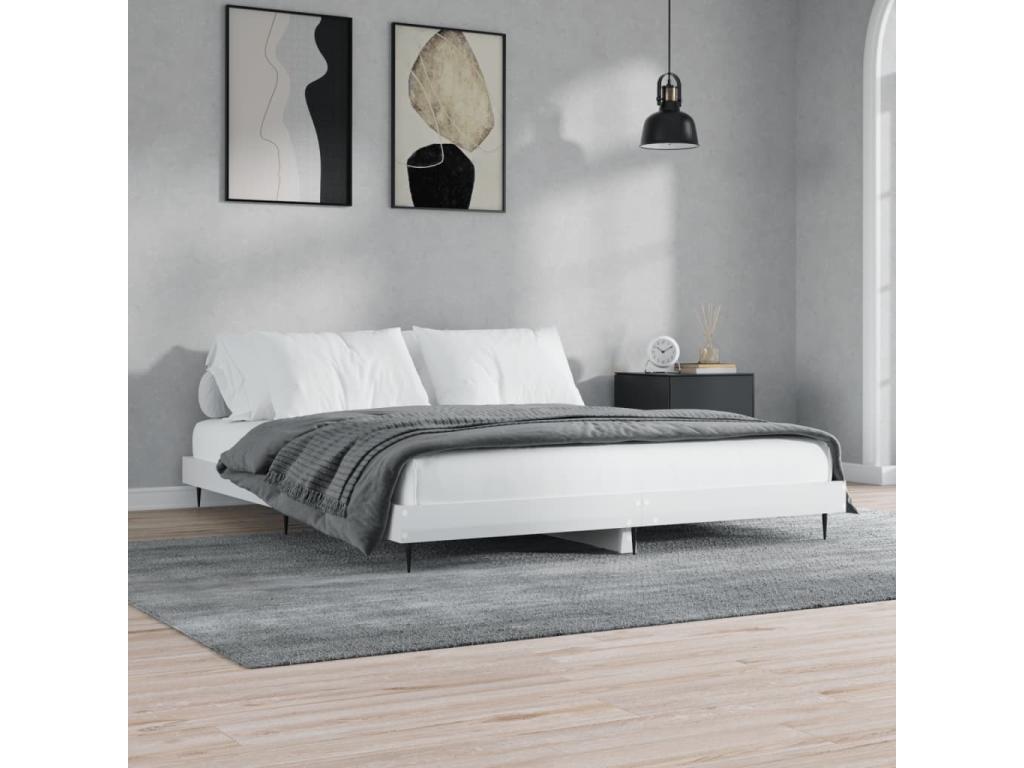 Cama
