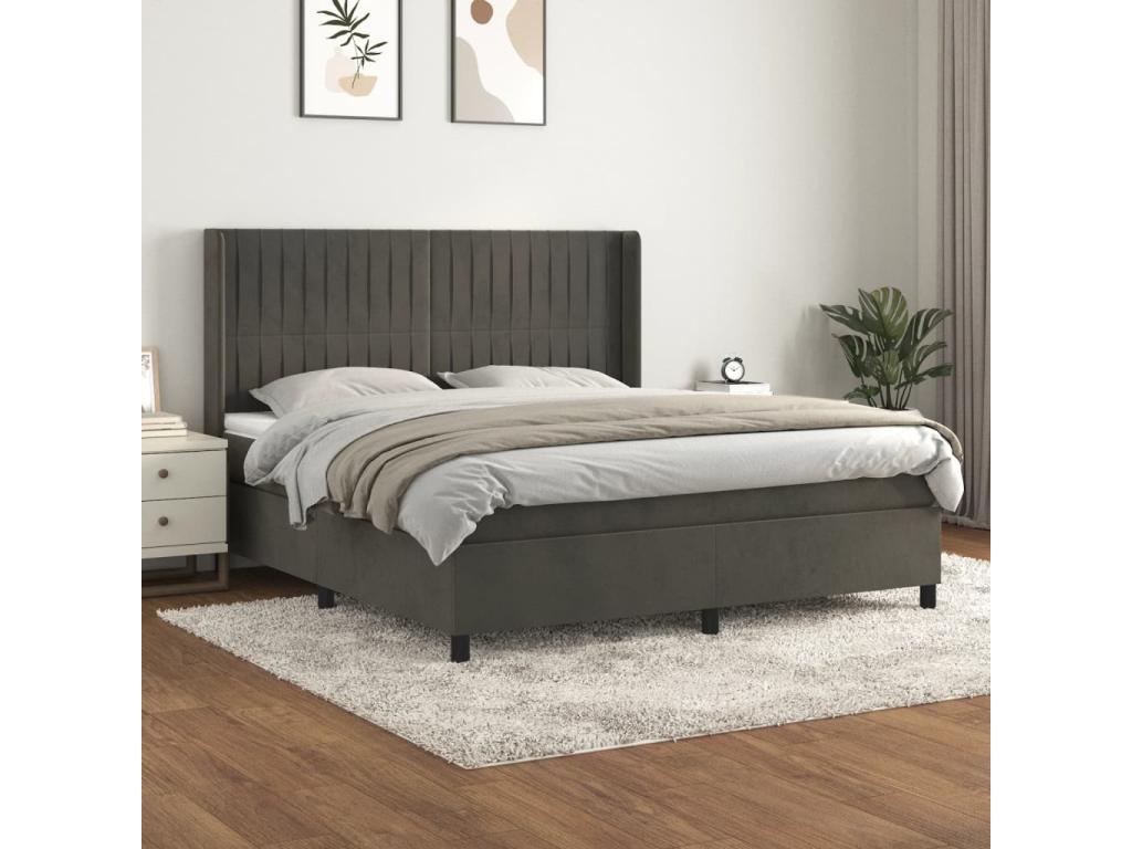 Cama