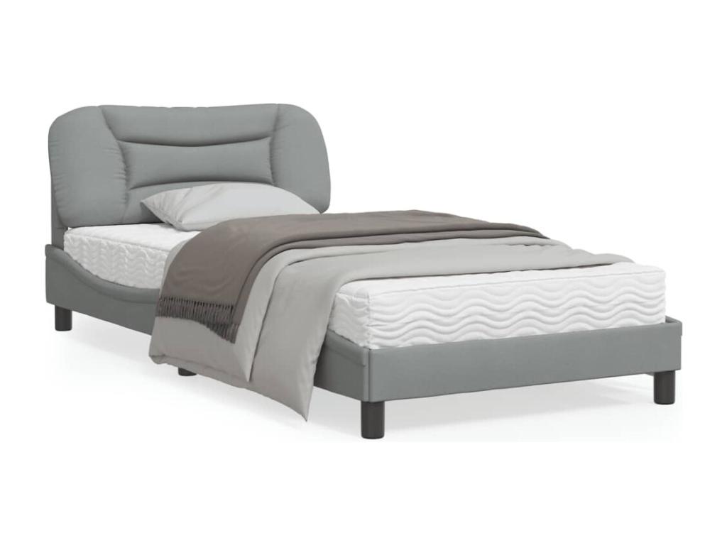 Cama