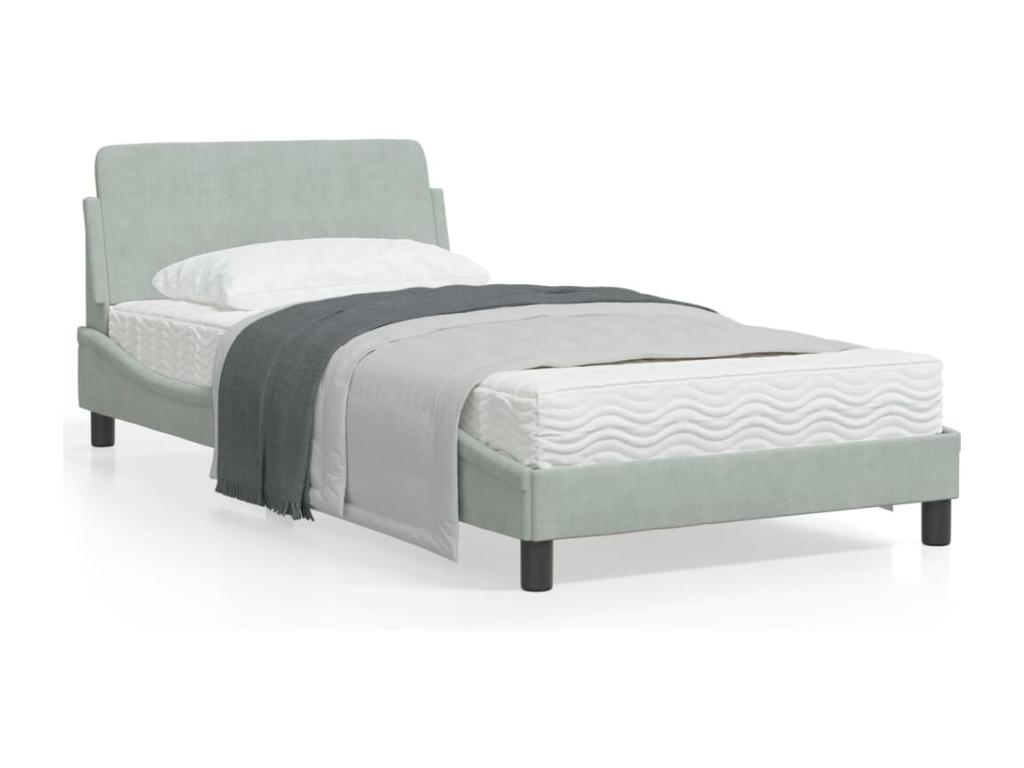 Cama