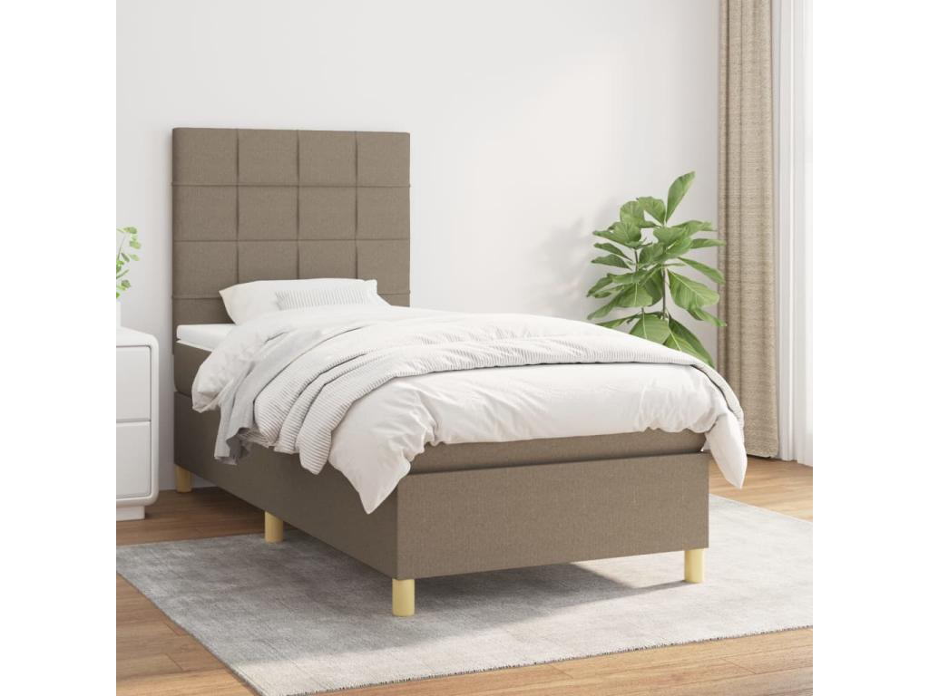 Cama